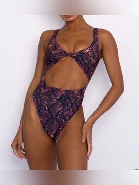 Skatie Swim Chloe one-piece in Boa print size M